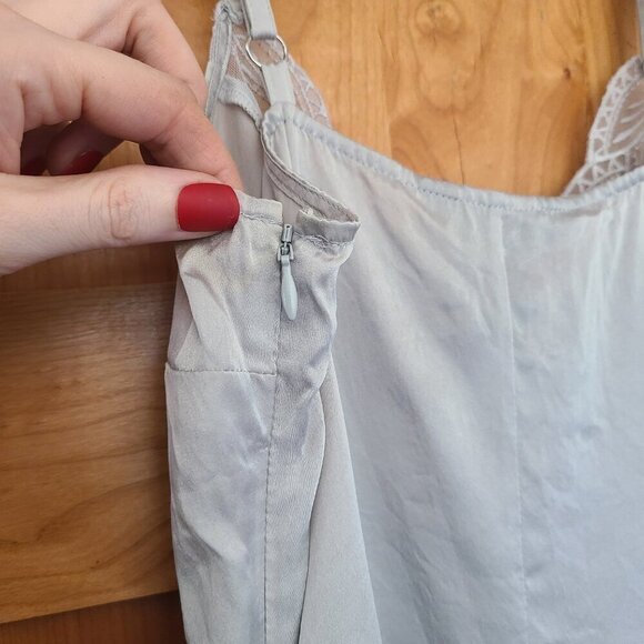 White House Black Market XXS Y2K Silk Embroidered‎ Fairycore Luxury Camisole Top - Picture 9 of 11